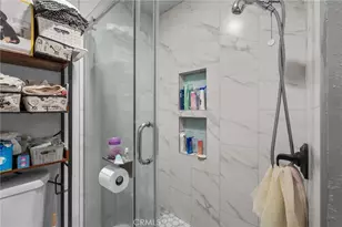 879 E 40th Pl, Los Angeles, CA 90011 - Photo 20