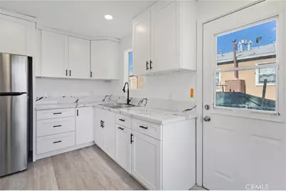543 N Barbara, Azusa, CA 91702 - Photo 6