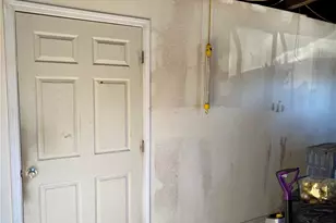 3165 Oakwood Ave, Lynwood, CA 90262 - Photo 64