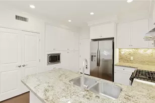 89 Mayfair, Irvine, CA 92620 - Photo 6