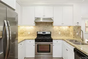 89 Mayfair, Irvine, CA 92620 - Photo 8