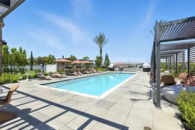 748 523 Snowberry Place, Montebello, CA 90640 - Photo 16