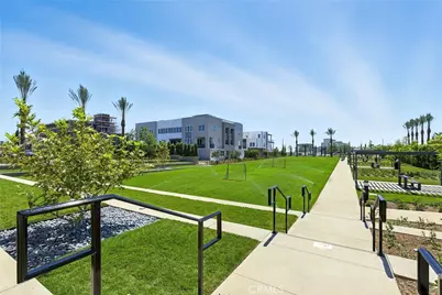 708 527 Snowberry Place, Montebello, CA 90640 - Photo 24