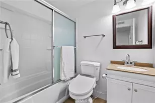 10 Goldenbush, Irvine, CA 92604 - Photo 36