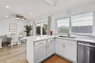 10 Goldenbush, Irvine, CA 92604 - Photo 24