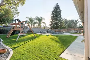 9317 Leslie Deann Ct, Bakersfield, CA 93312 - Photo 10