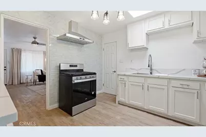 215 N McClay, Santa Ana, CA 92701 - Photo 30