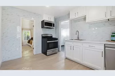 215 N McClay, Santa Ana, CA 92701 - Photo 12