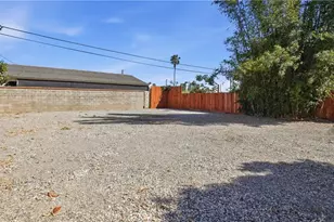215 N McClay, Santa Ana, CA 92701 - Photo 4