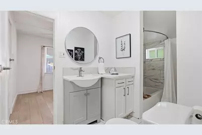 215 N McClay, Santa Ana, CA 92701 - Photo 18