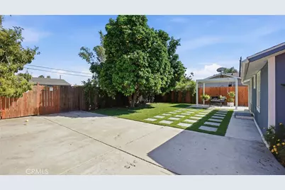 215 N McClay, Santa Ana, CA 92701 - Photo 20