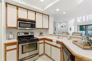 81 Briarglen, Irvine, CA 92614 - Photo 10