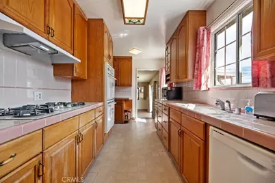 333 S Pampas, Rialto, CA 92376 - Photo 18