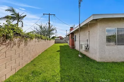 333 S Pampas, Rialto, CA 92376 - Photo 48