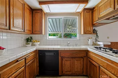 644 Sherwood Avenue, Placentia, CA 92870 - Photo 18