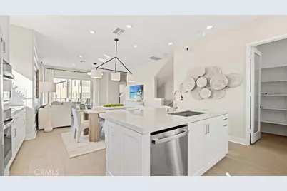 828 Sonia, Irvine, CA 92618 - Photo 4