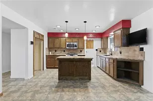 6317 Scenic Way, Bakersfield, CA 93309 - Photo 8