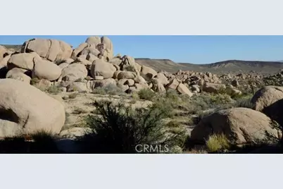 21 Luna Vista Lane, Yucca Valley, CA 92284 - Photo 2