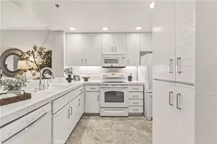 2233 Martin, Irvine, CA 92612 - Photo 20