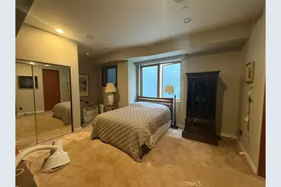 988 Acapulco, Laguna Beach, CA 92651 - Photo 20