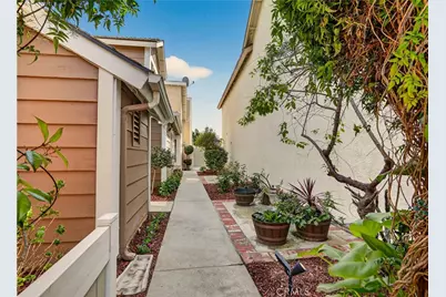 21016 Champlain, Lake Forest, CA 92630 - Photo 4