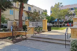 143 N Arnaz, Beverly Hills, CA 90211 - Photo 14
