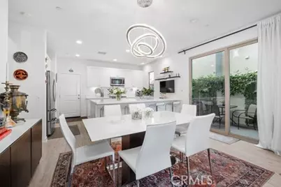 165 Frame, Irvine, CA 92618 - Photo 8