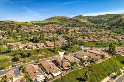 27525 Paseo Toluca, San Juan Capistrano, CA 92675 - Photo 36