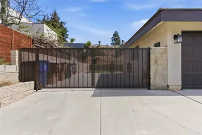 3205 Flintridge, Bakersfield, CA 93306 - Photo 48