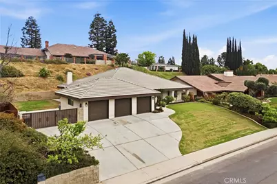 3205 Flintridge, Bakersfield, CA 93306 - Photo 4