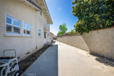 1135 Catalina Ave., Seal Beach, CA 90740 - Photo 24