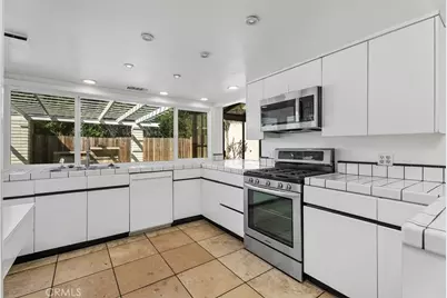 26581 Saddleback Dr, Mission Viejo, CA 92691 - Photo 16