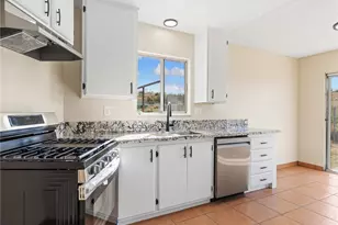 16615 Batson Pl, Victorville, CA 92395 - Photo 10