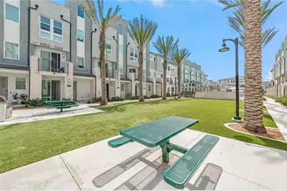 1515 W Bushell St, Anaheim, CA 92805 - Photo 18