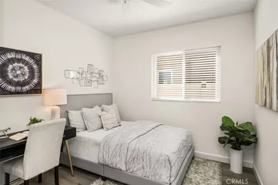 64 Toulon, Lake Forest, CA 92610 - Photo 32