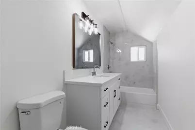 3972 Hubert Avenue, Los Angeles, CA 90008 - Photo 32
