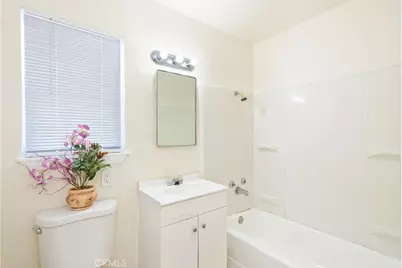 15564 Hesperia, Victorville, CA 92395 - Photo 12