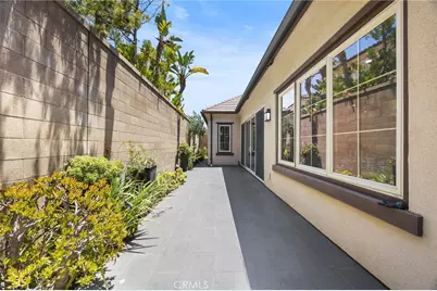 61 Bloomington, Irvine, CA 92620 - Photo 28