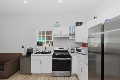 245 Commercial Avenue, Riverside, CA 92507 - Photo 12