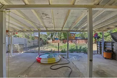 245 Commercial Avenue, Riverside, CA 92507 - Photo 22