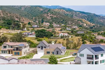 18510 Boulder Bluff, Silverado, CA 92676 - Photo 4