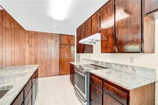 19435 Almadin, Cerritos, CA 90703 - Photo 8