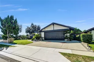 19435 Almadin, Cerritos, CA 90703 - Photo 30