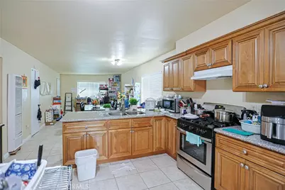 13711 Magnolia, Garden Grove, CA 92844 - Photo 14