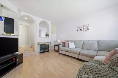 65 Carlsbad, Aliso Viejo, CA 92656 - Photo 2