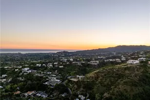 1000 N Bundy, Los Angeles, CA 90049 - Photo 22