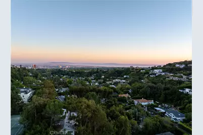 1000 N Bundy, Los Angeles, CA 90049 - Photo 20