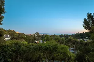 1000 N Bundy, Los Angeles, CA 90049 - Photo 24