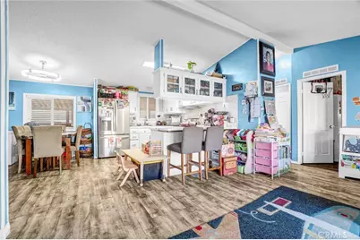 9080 Bloomfield Ave, Cypress, CA 90630 - Photo 10