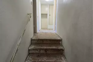 700 W La Veta, Orange, CA 92868 - Photo 18